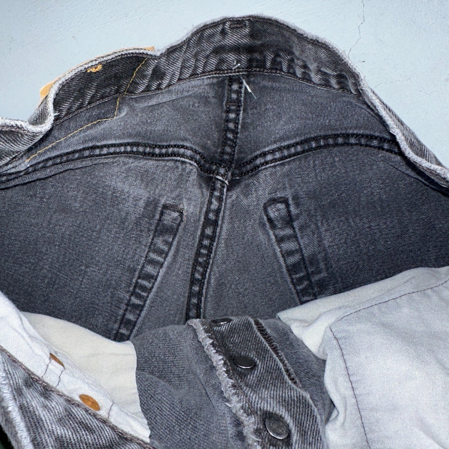 Levis 501 Vintage 90s USA XX Straight Leg Jeans Black Med Wash 32x32 Act 30x30