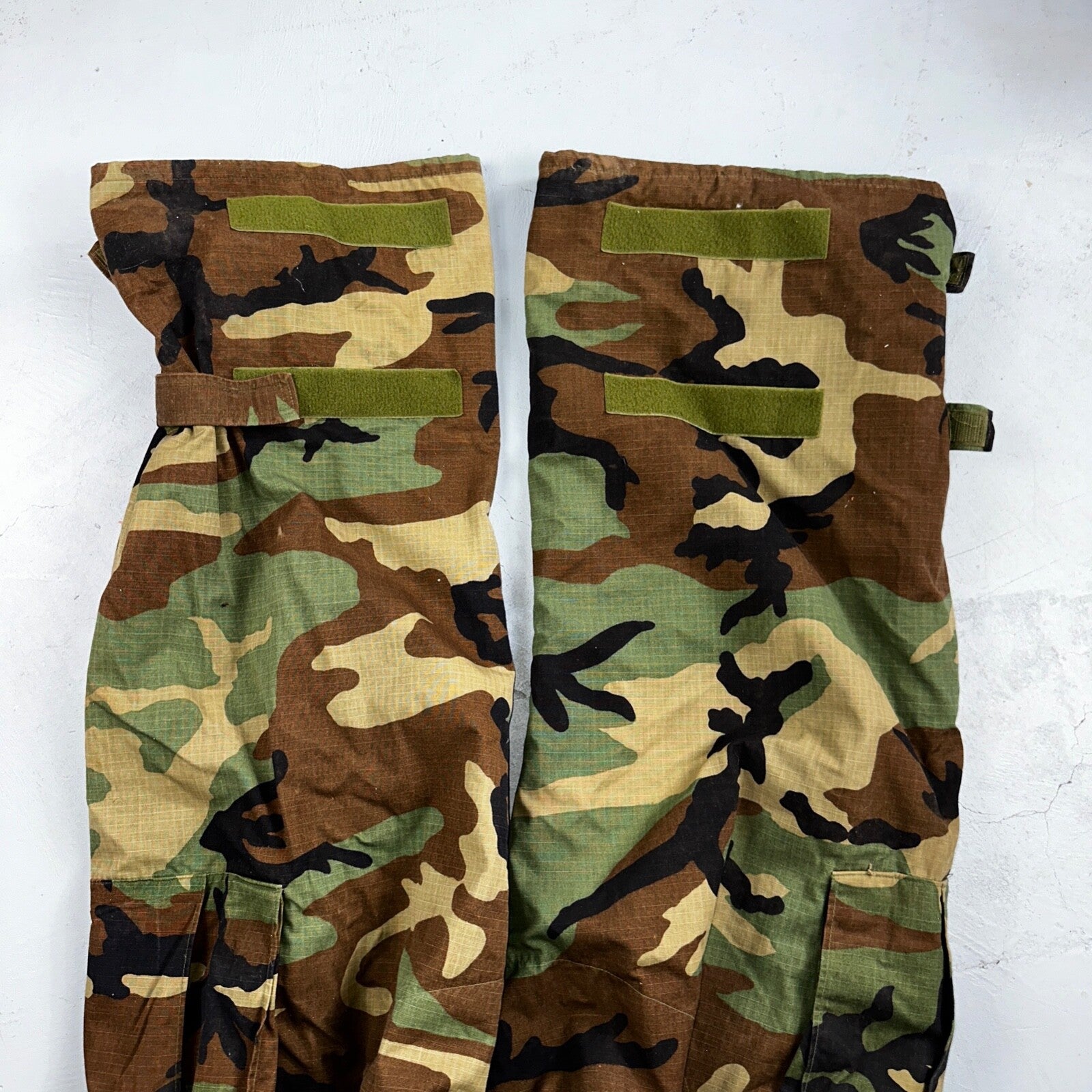 US Army Air Overgarment Chemical Protective Trousers Woodland Camouflage Large