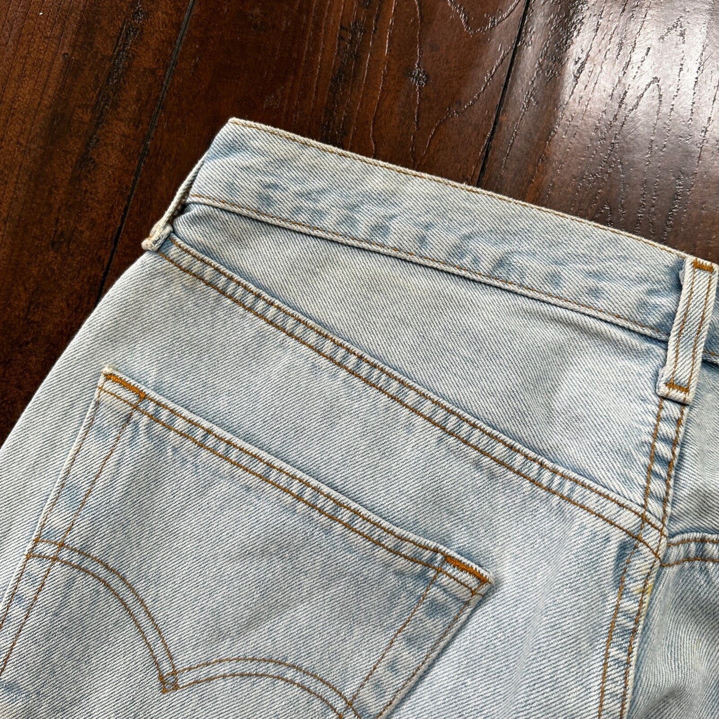 VTG 90s Levis 501 Button Fly 34x30 UK Tag Jeans Light Wash Blue XX Act 32x27