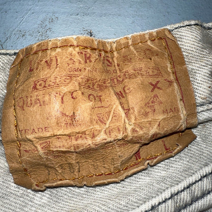 Levis 501 Vintage Jeans Women's Size 5 Gray Button Fly 22x29 USA Acid Wash