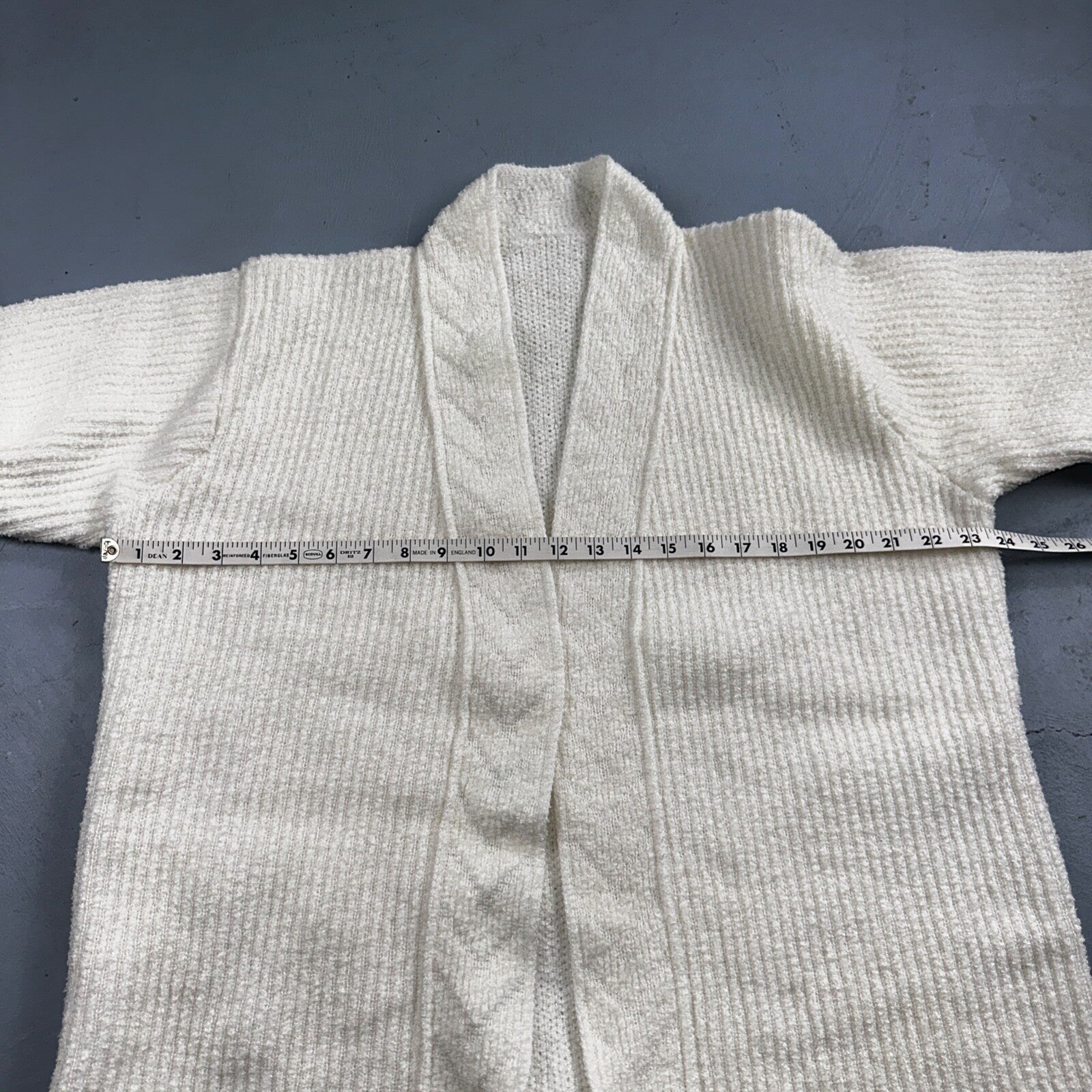 Vintage White Knit Sweater Cardigan Womens 70s 80s Basic Cozy Kimono Robe