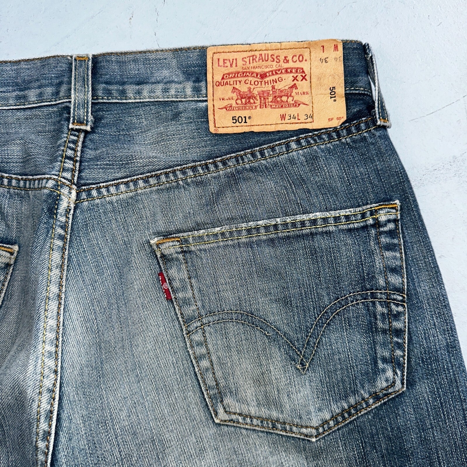 Levis 501 Vintage Y2K XX Straight Leg Jeans Blue Med Wash 34x34 Act 33x30