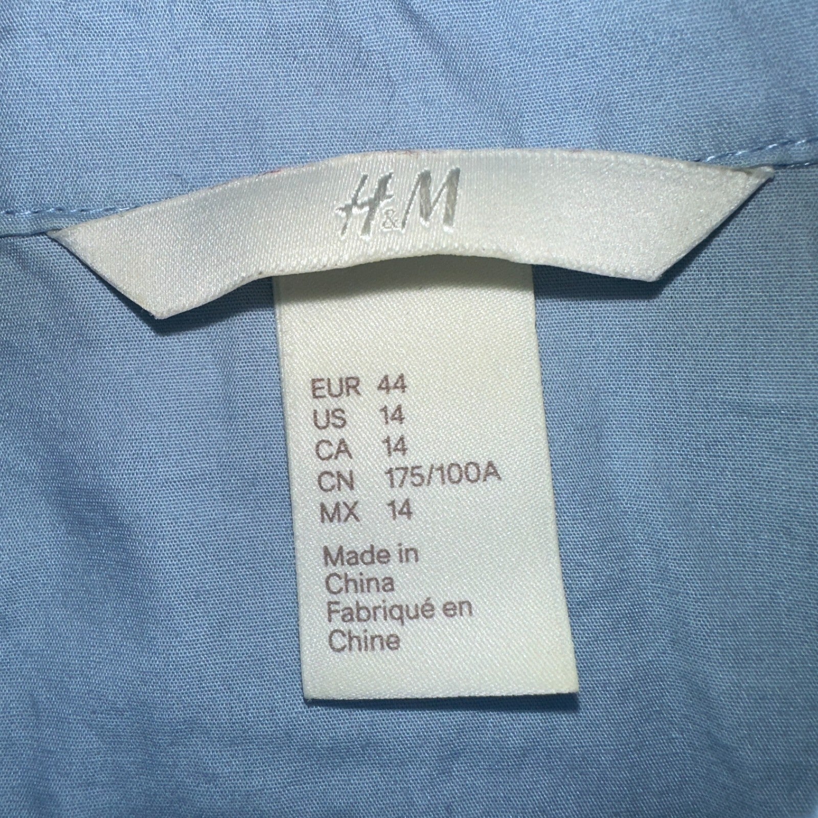 H&M Dress Shirt Womens Size 14 Blue Basic Long Sleeve Button-Up HM Casual