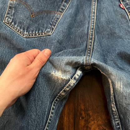 Levis 501 Vintage 90s Straight Leg XX Canada Jeans 36x30 Med Wash Act 34x29
