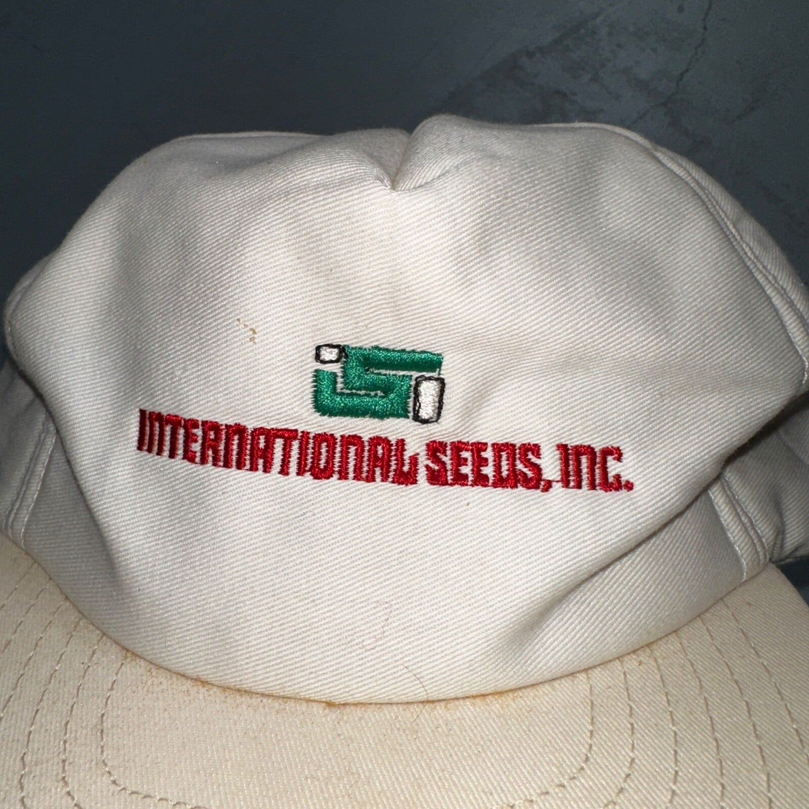 International Seeds VTG Hat Cap Snapback 80s Farming Trucker Basic Crunchy