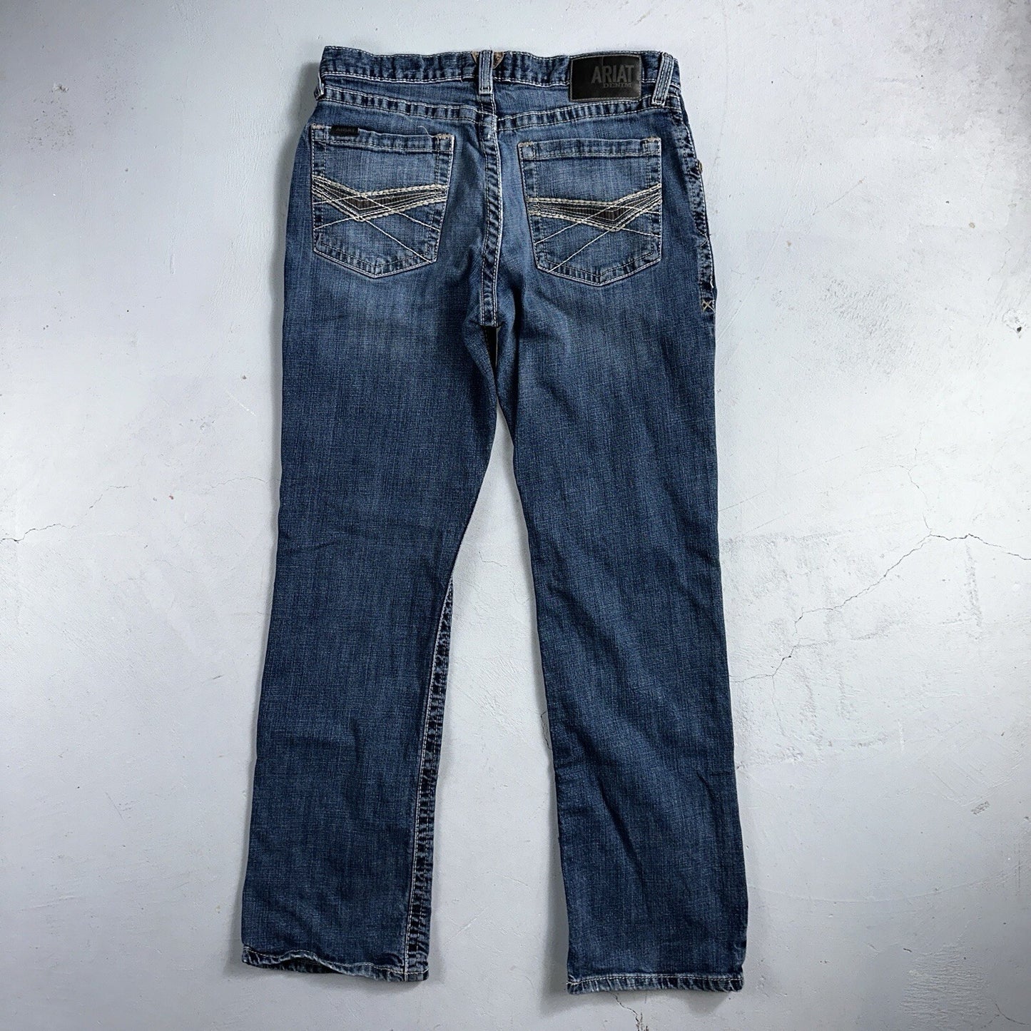 Ariat Jeans Mens 33x34 Blue M4 Boot Cut Relaxed Coltrane Jeans Denim Medium Wash