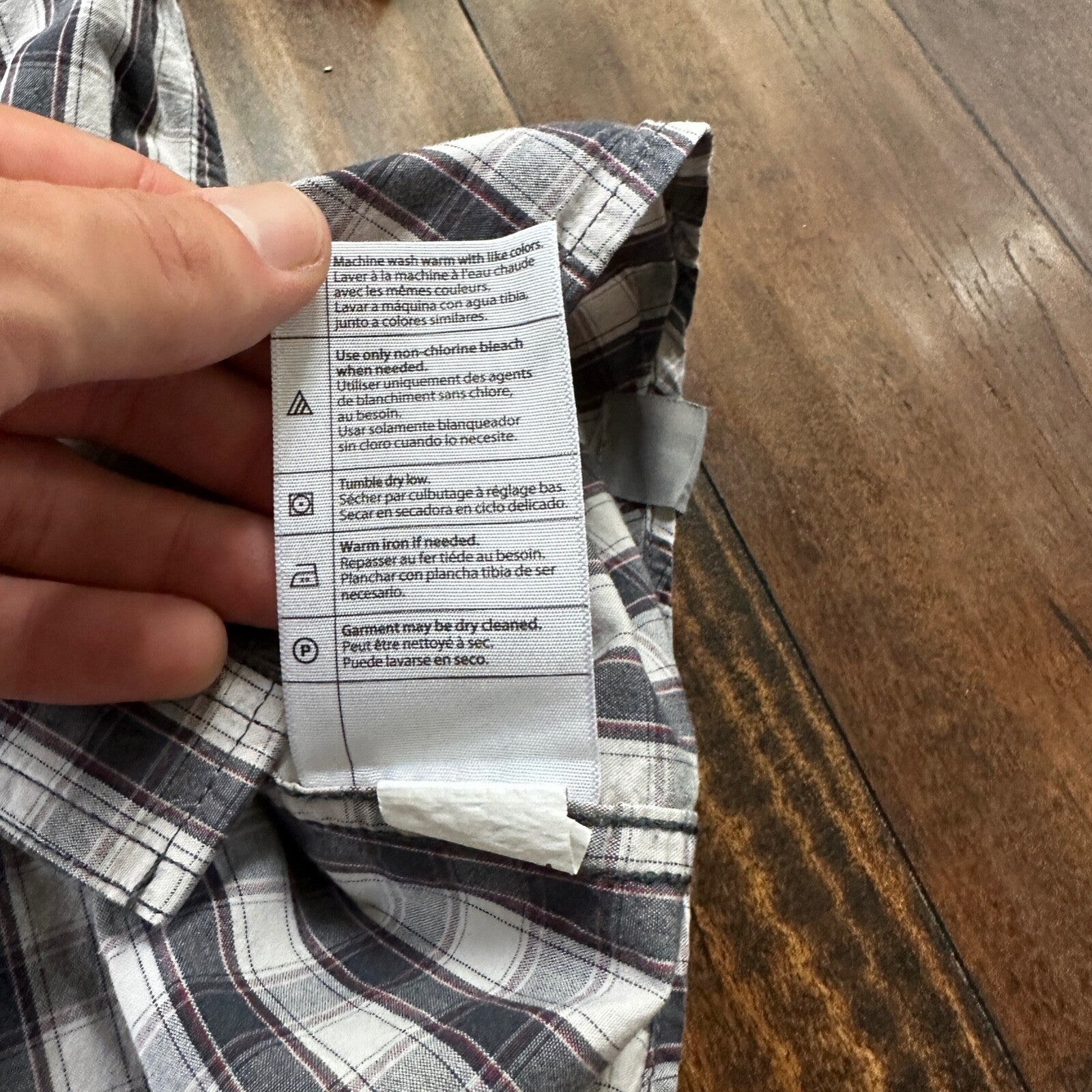 Carhartt Mens Plaid Relaxed Fit Short Sleeve Button Down Work Shirt Size M VTG