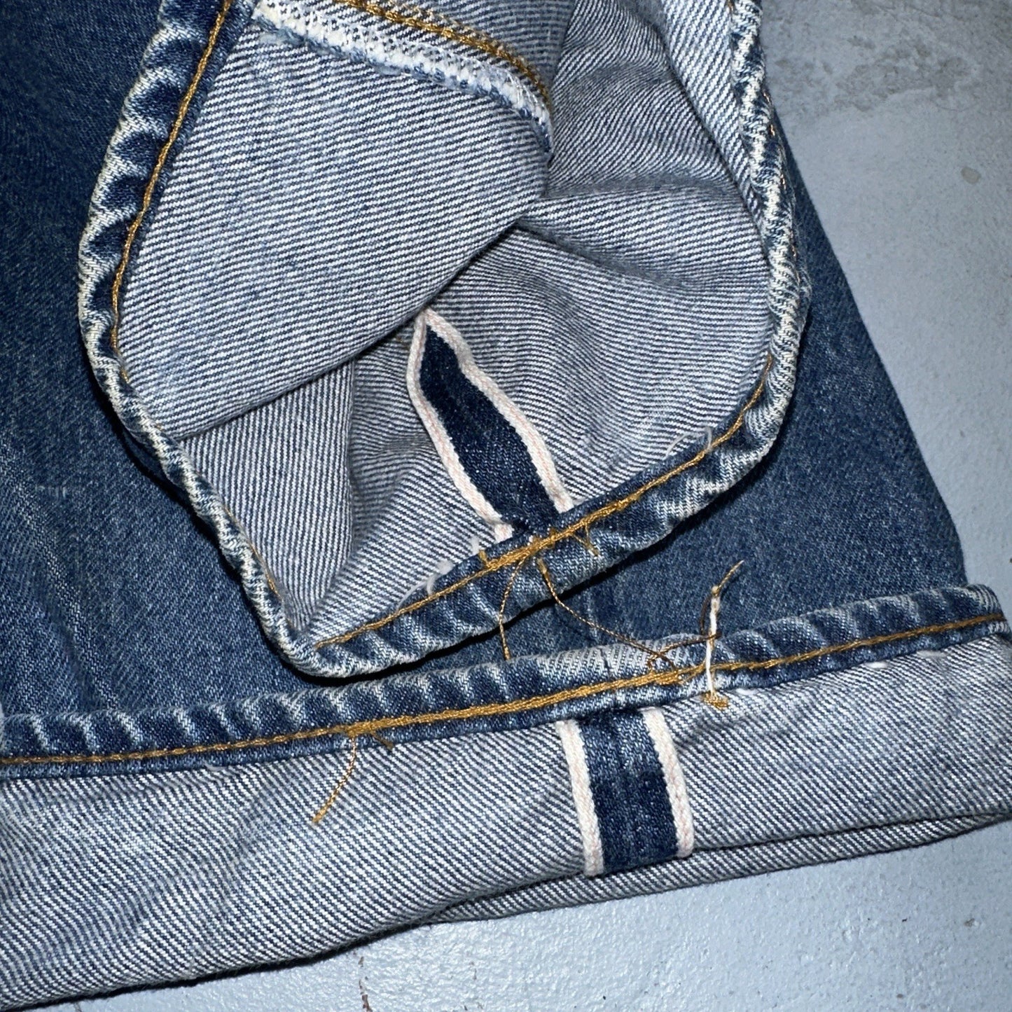 Levis 501 Vintage 80s Redline Selvedge USA XX Jeans Med Wash 32x32 Act 30x29