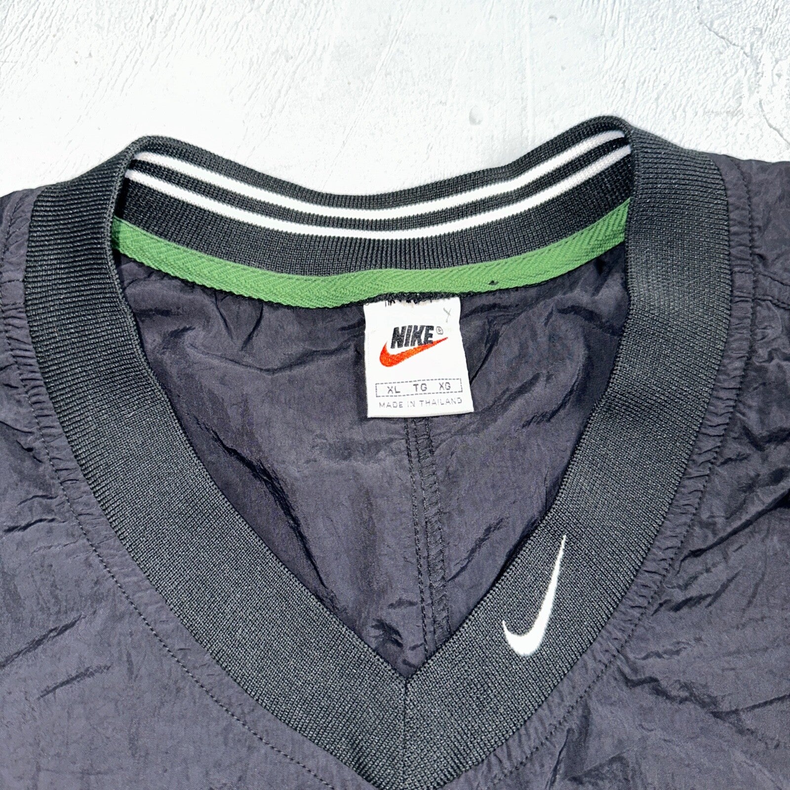 Nike VTG Windbreaker Vest Mens XL Black V-Neck Pockets Nylon Golf 90s 1990s