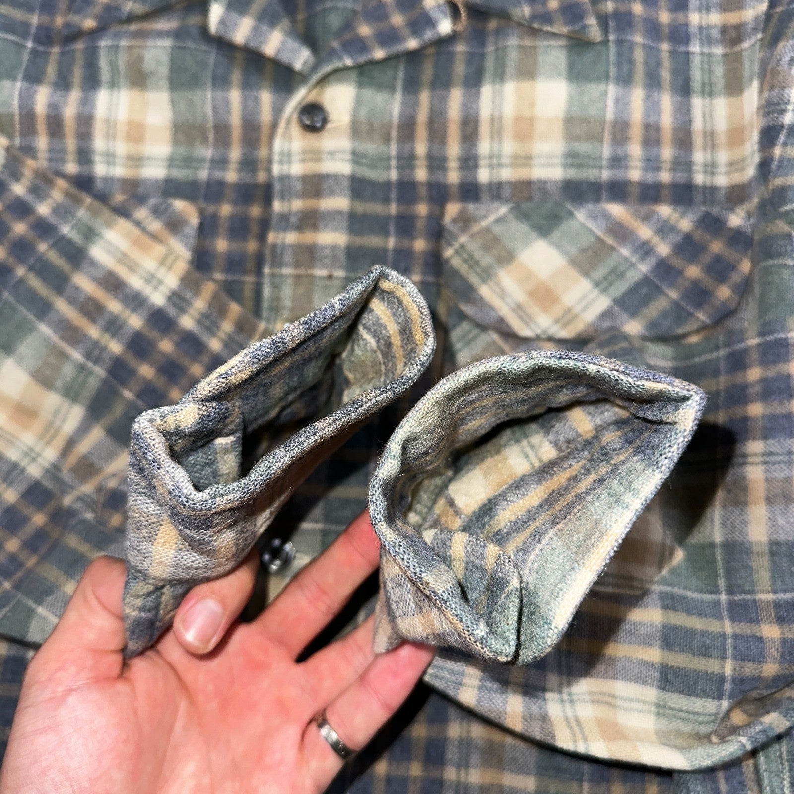 Pendleton VTG Board Shirt Plaid 100% Wool Button Down Size M Plaid 1970s Camp