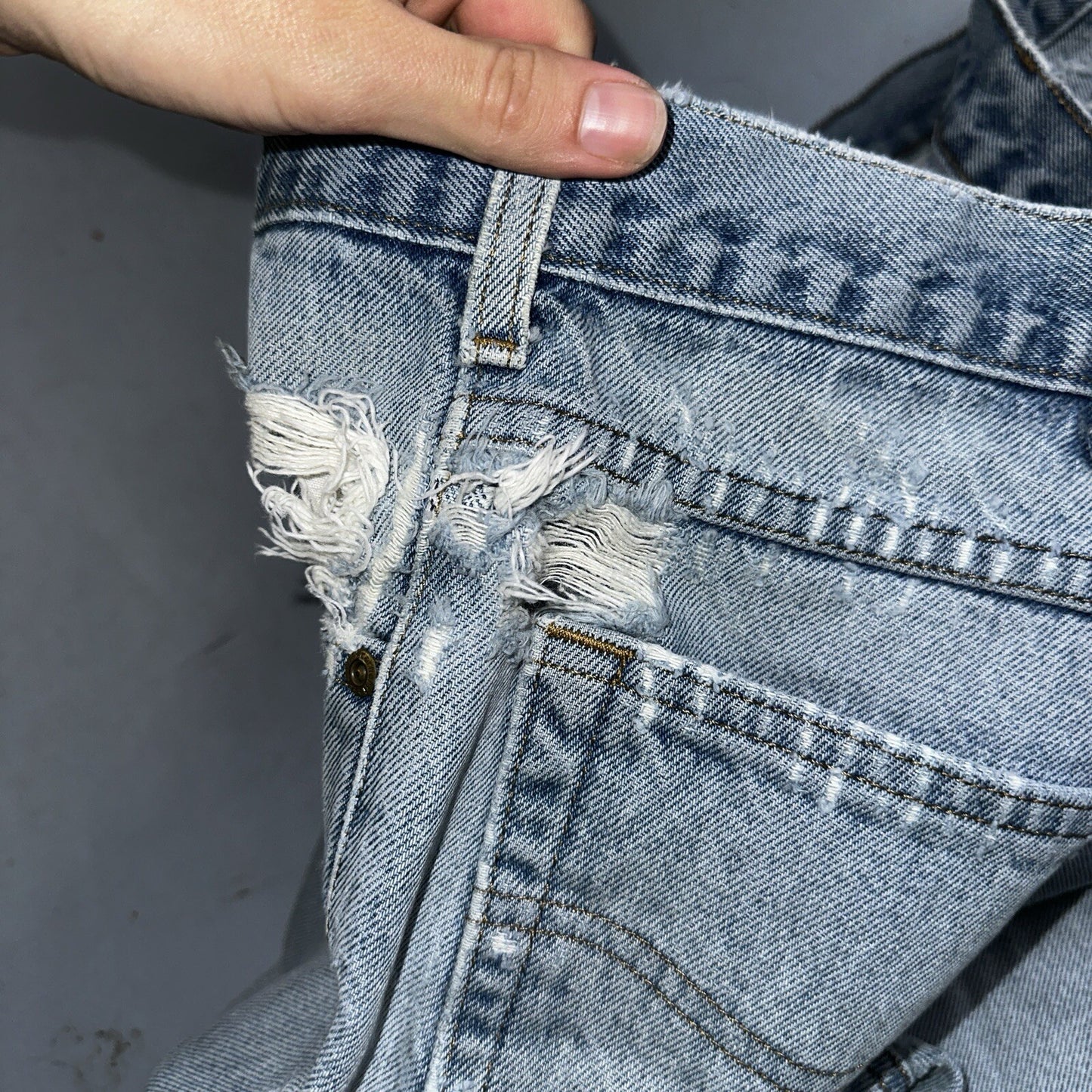 Carhartt B17 DST Relaxed Fit Denim Blue Jeans Mens 40x32 Workwear Denim