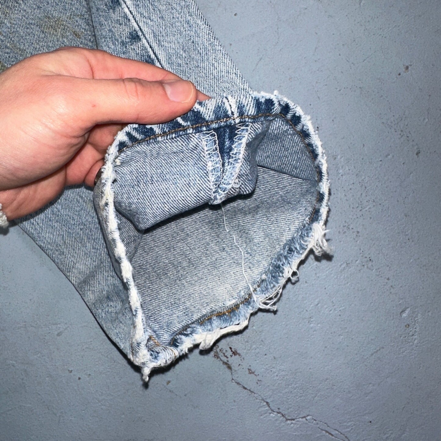 Levis 501 Vintage 90s USA XX Straight Leg Jeans Blue Light Wash 34x34 Act 31x33