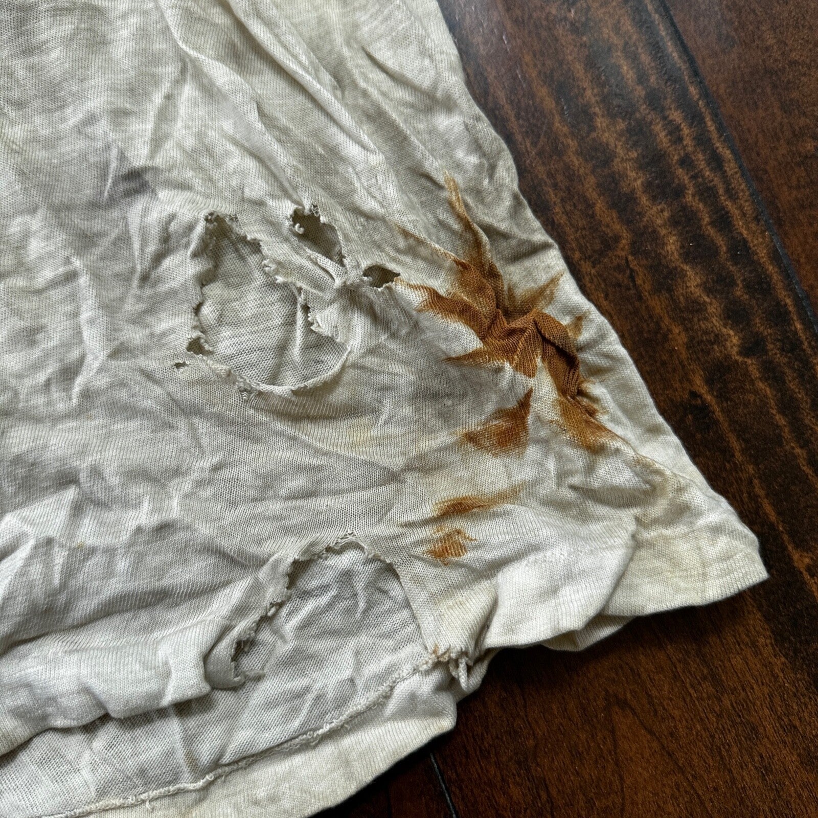 Thrashed Munsingwear Vintage T Shirt 60s 70s Grunge Garbage White Rockabilly