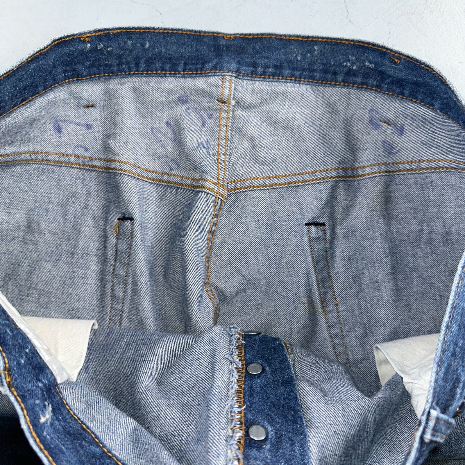 Levis 501 Vintage 80s Redline Selvedge USA XX Jeans Med Wash 48x30 Act 44x25