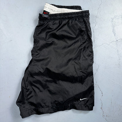 Nike VTG Shorts Mens Large Black 90s Nylon Soccer Futbol Glanz Basic Essential