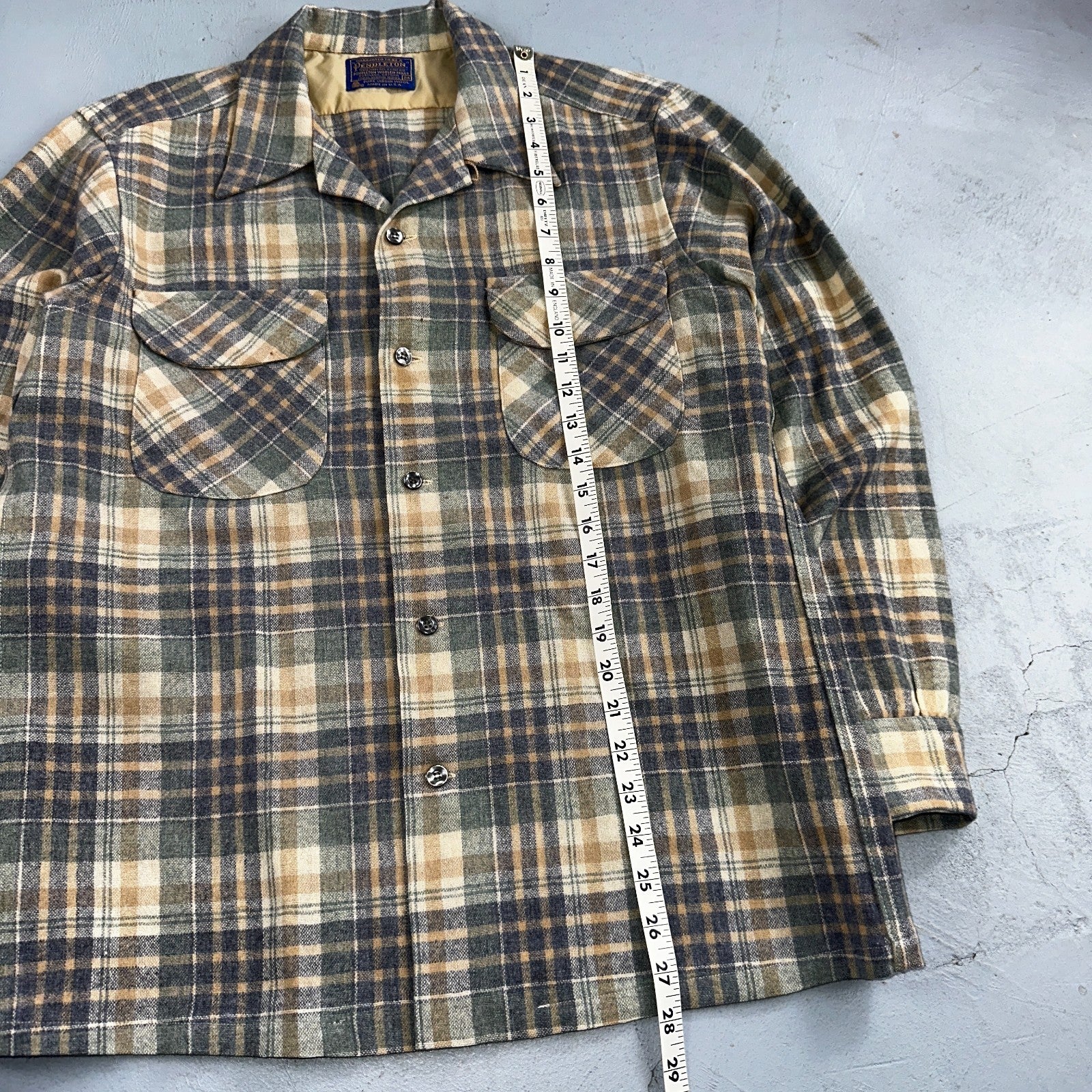 Pendleton VTG Board Shirt Plaid 100% Wool Button Down Size M Plaid 1970s Camp