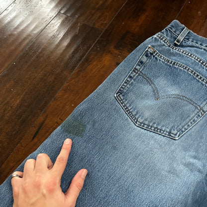 Levis 505 Vintage 90s Straight Leg XX USA Jeans 40x30 Med Wash Act 36x29