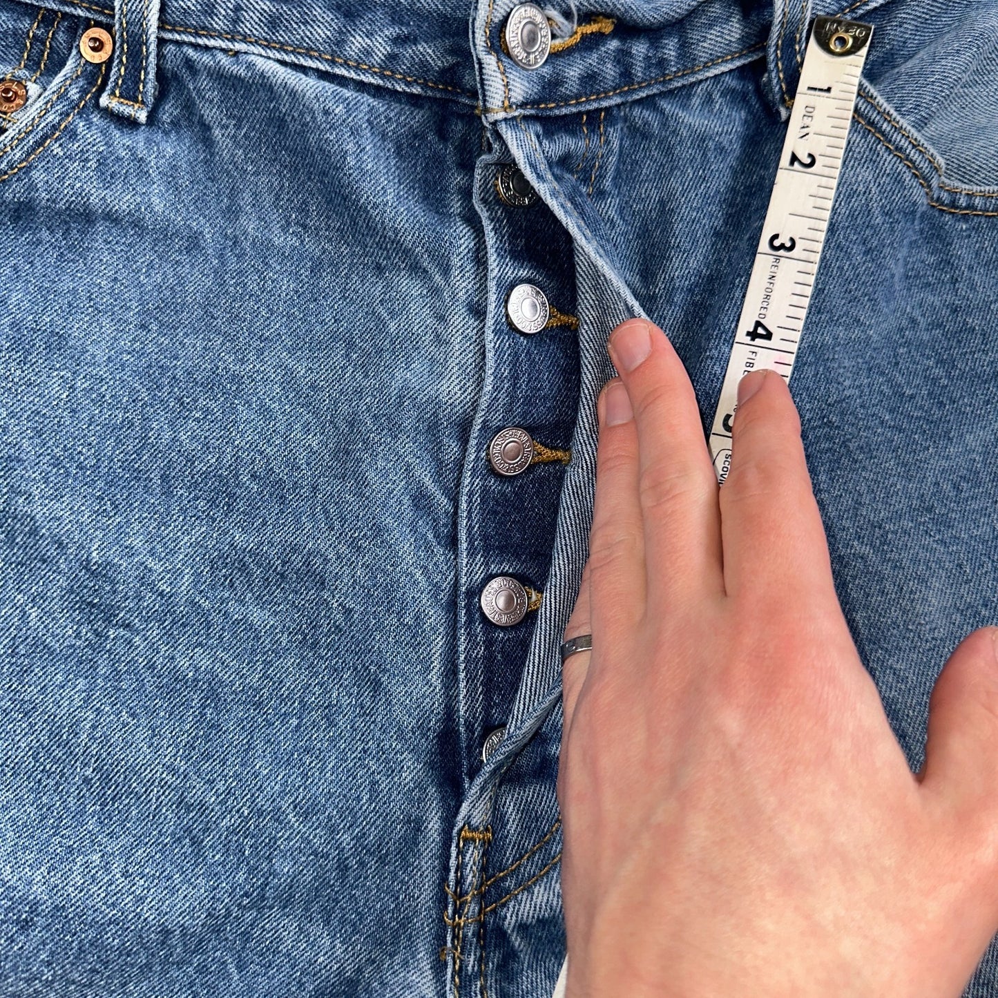 Levis 501 Vintage Y2K Mexico Straight Leg Jeans 38x32 90s Med Wash Act 36x28