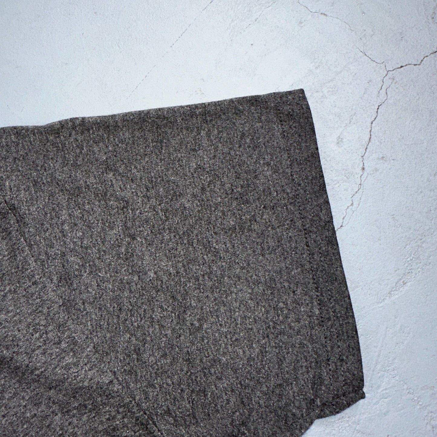 Nike Y2K Silver Tag Medium VTG T Shirt Side Center Swoosh Simple Heather Gray