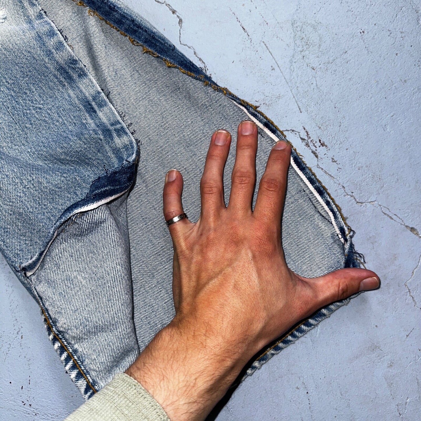 Levis 501 Vintage 80s Redline Selvedge USA XX Jeans Light Wash 28x36 Act 26x31