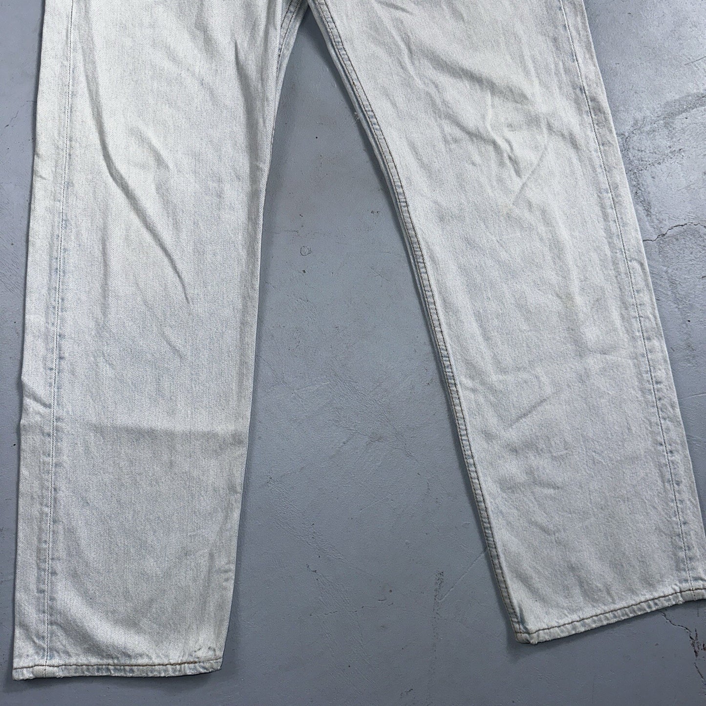 Levis 501 Vintage 90s USA XX Straight Leg Jeans 36x32 Light Wash Act 33x30