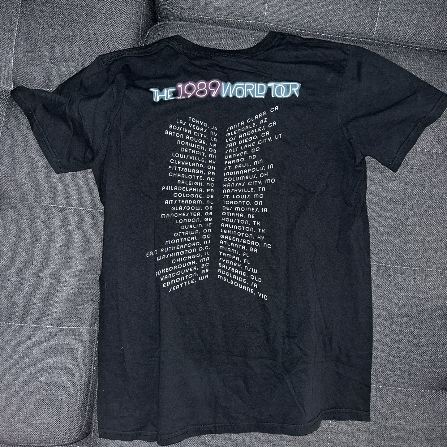 Taylor Swift 1989 Tour Shirt M Unisex Gildan Softstyle Medium Promo Concert