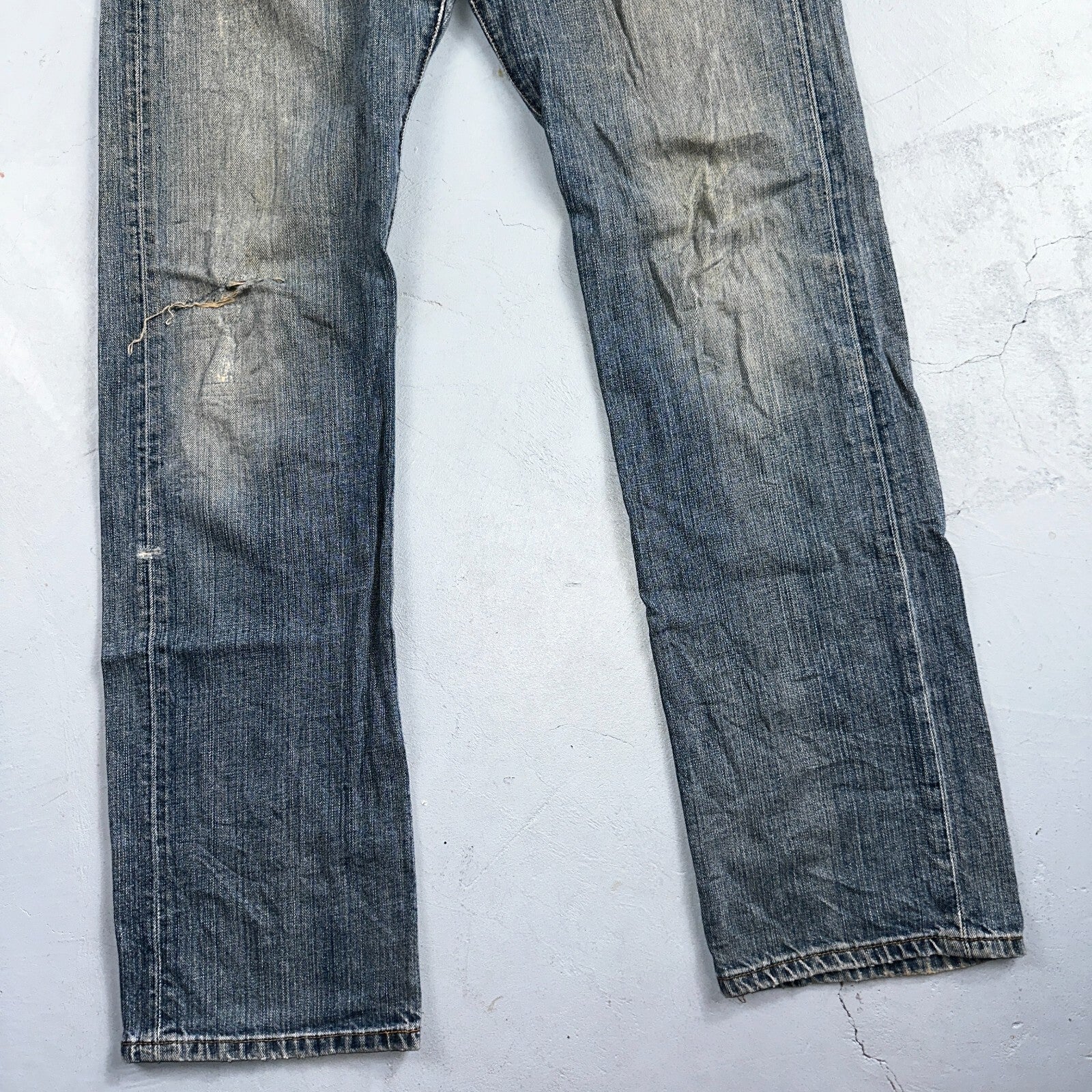 Levis 501 Vintage Y2K XX Straight Leg Jeans Blue Med Wash 33x34 Act 33x33