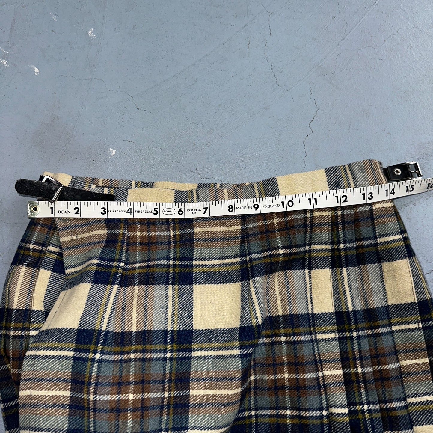 Vintage O'Neill of Dublin 100% Wool Tartan Skirt Size 14 Made in Ireland Pleated
