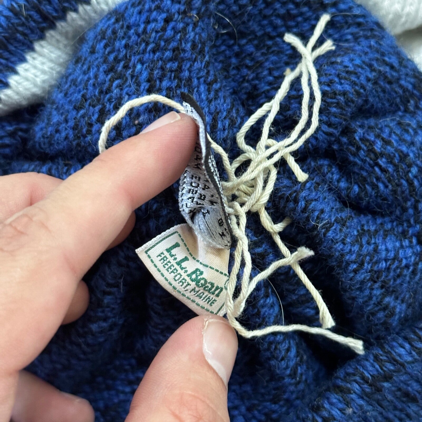 VTG 90's LL Bean Husky Dog Beanie Wool Blend Knit Winter Pom Hat USA Made RARE