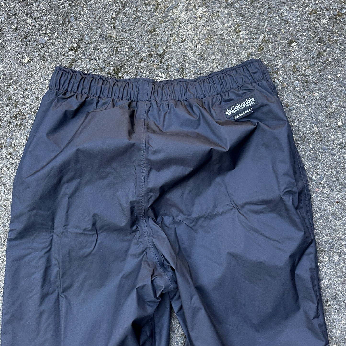 Columbia Pants Mens L 30x31 Black Cargo Omni Tech Shade Outdoors Waterproof