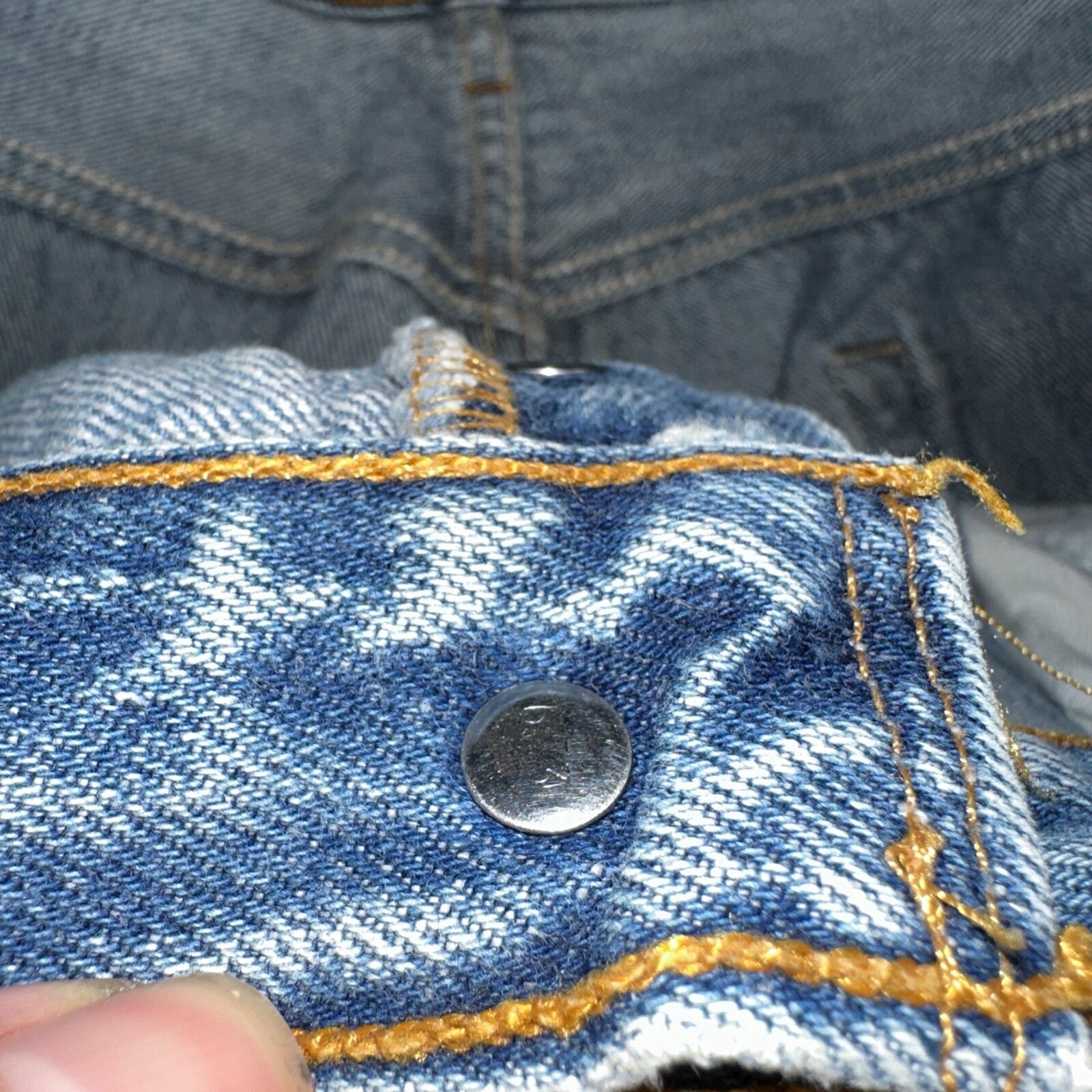 Levis 501 Vintage 90s USA XX Straight Leg Jeans Blue Light Wash 38x32 Act 34x28