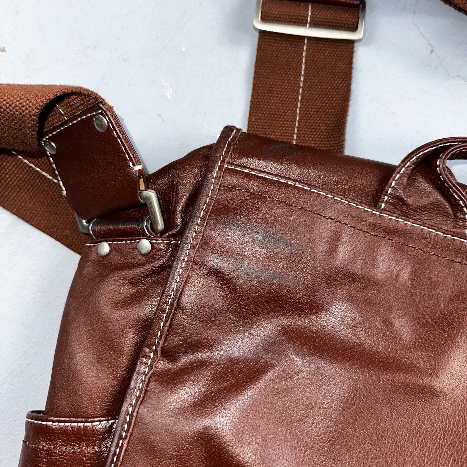 Rich Brown Leather Messenger Satchel Computer Laptop Cross Body Bag