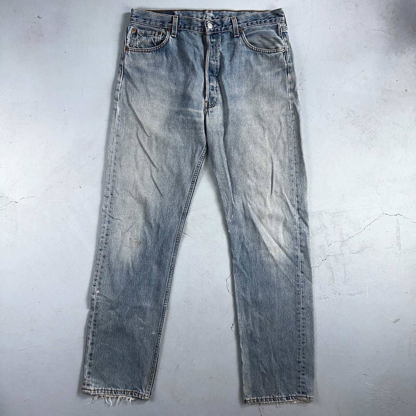 Levis 501 Vintage 90s USA XX Straight Leg Jeans Blue Light Wash 36x34 Act 34x33