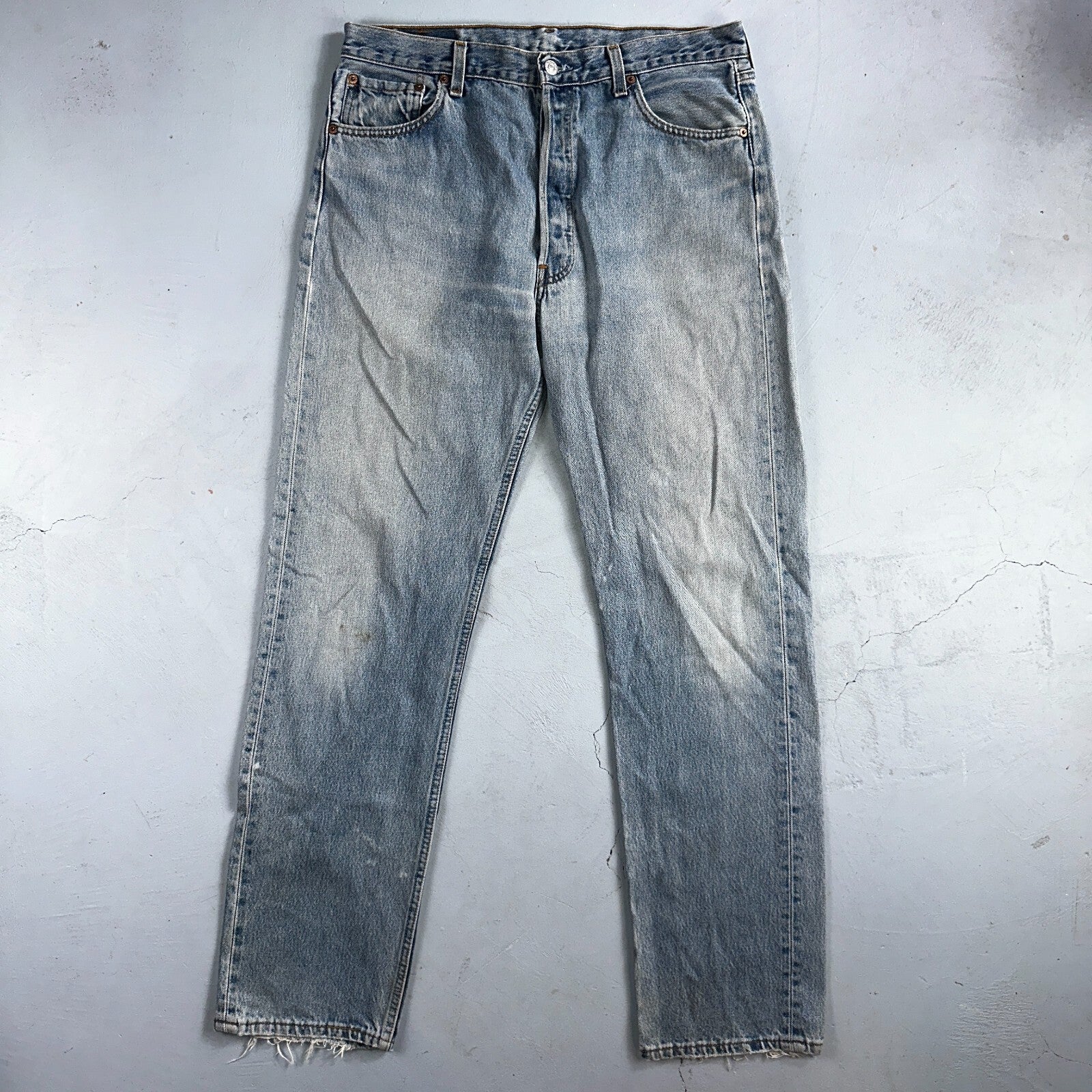 Levis 501 Vintage 90s USA XX Straight Leg Jeans Blue Light Wash 36x34 Act 34x33