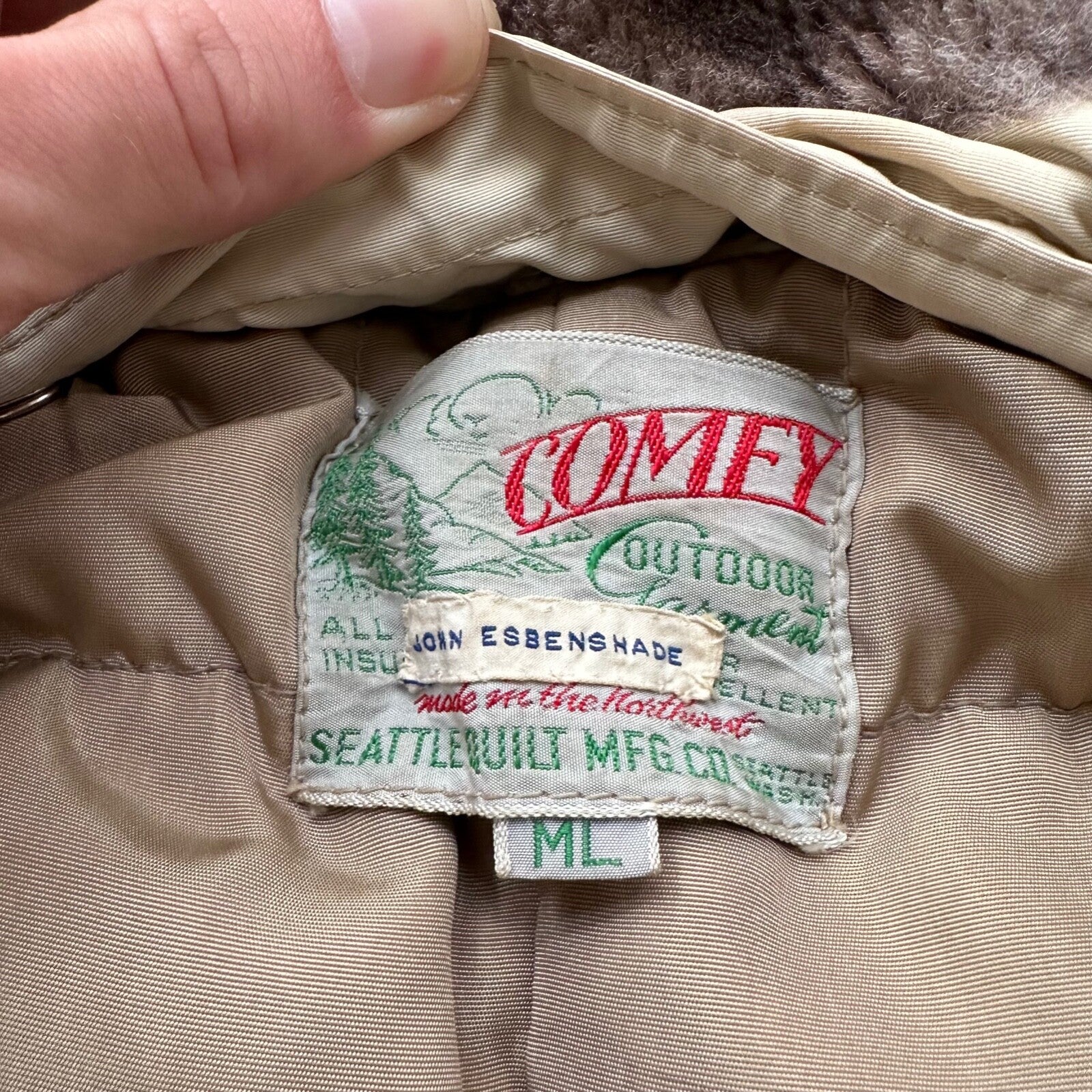 Vintage Comfy Outdoor Garment All Down Jacket Khaki Medium Seattle WWII 50s 40s