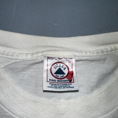 Outer Banks North Carolina VTG T Shirt Sailing Ocean Beach Light House Cute Fun