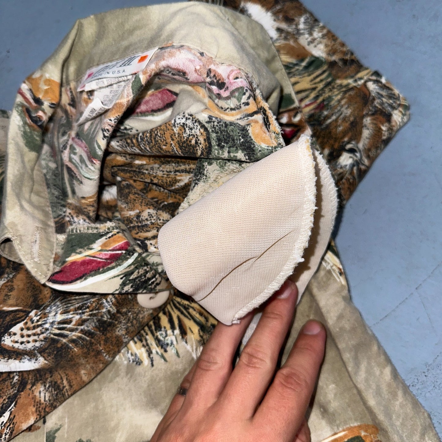 Vtg Act III USA Made Shirt Button Up Blouse African Safari Lion Tigers Small 80s