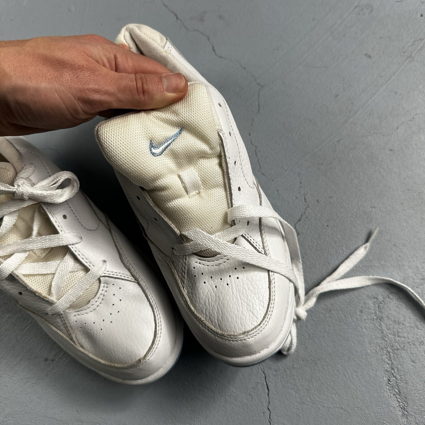 Nike 1997 Womens Air 141036-112 White Casual Shoes Sneakers Size 9 VTG 90s 2s