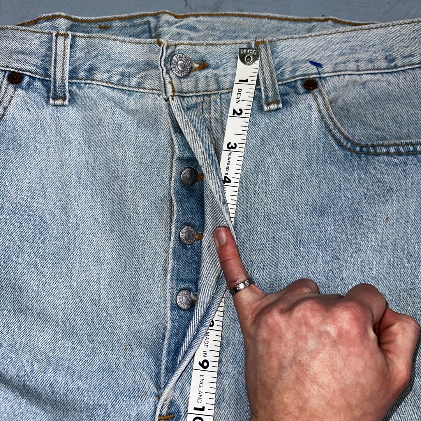 Levis 501 Vintage 90s USA XX Straight Leg Jeans Blue Light Wash 40x32 Act 38x31