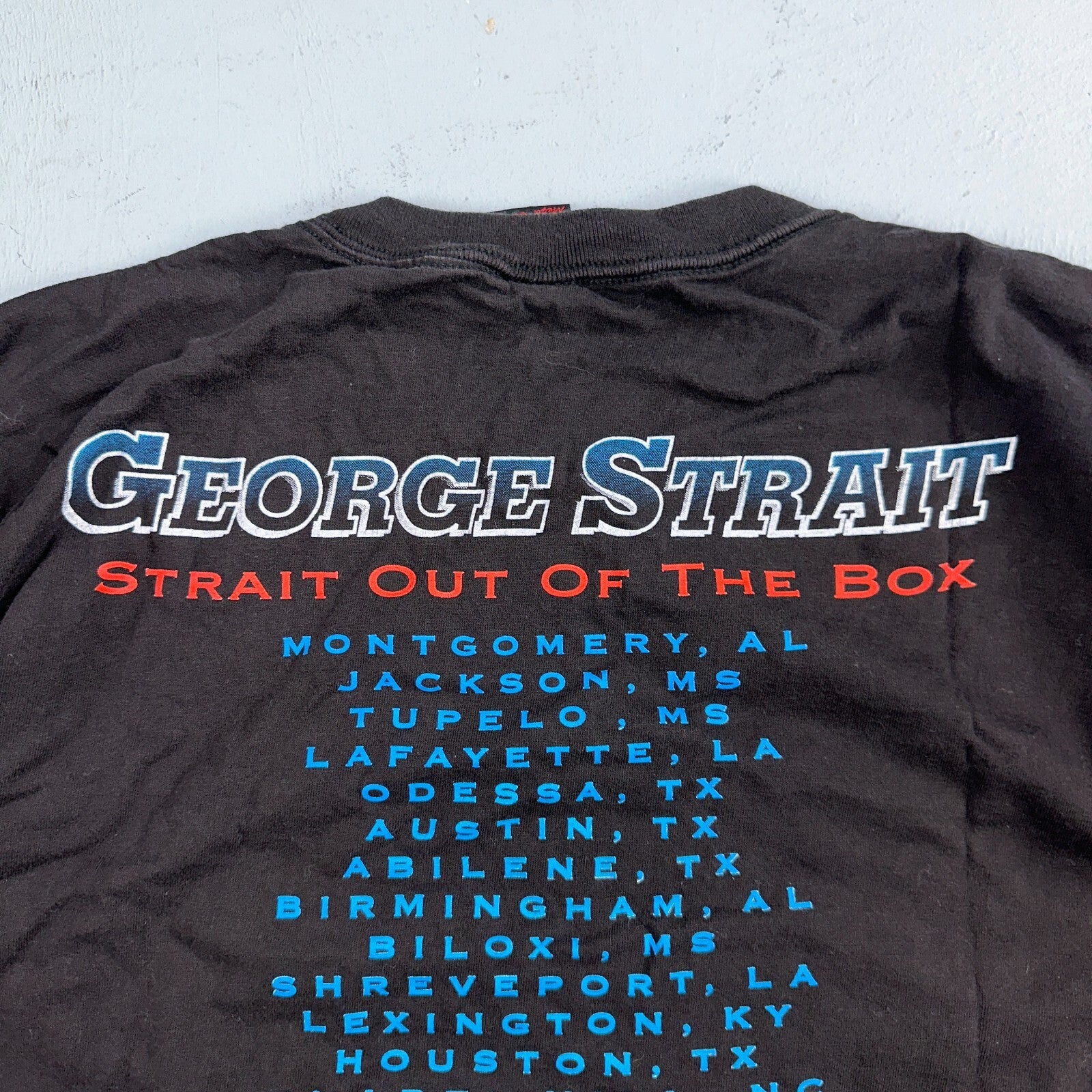 Country Vintage George Strait Black Strait Out Of The Box T Shirt 90s Music Band
