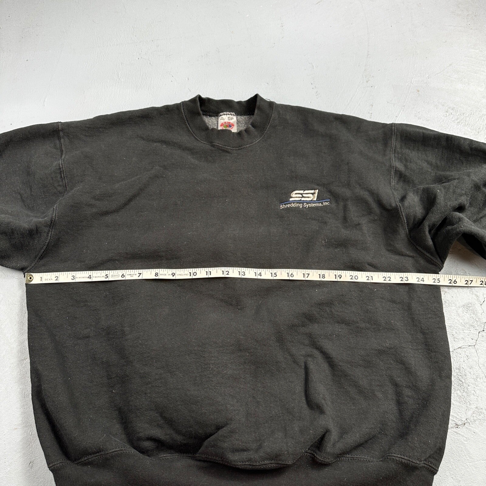 Fruit of the Loom Sweatshirt 90s VTG Crewneck USA Solid Black Blank Shredding XL