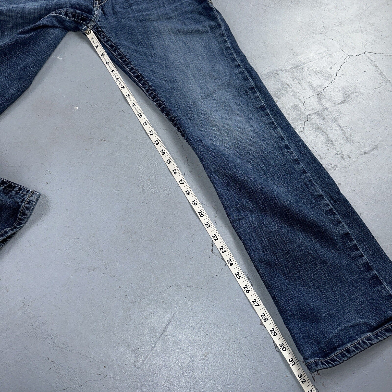 Ariat Jeans Mens 33x34 Blue M4 Boot Cut Relaxed Coltrane Jeans Denim Medium Wash