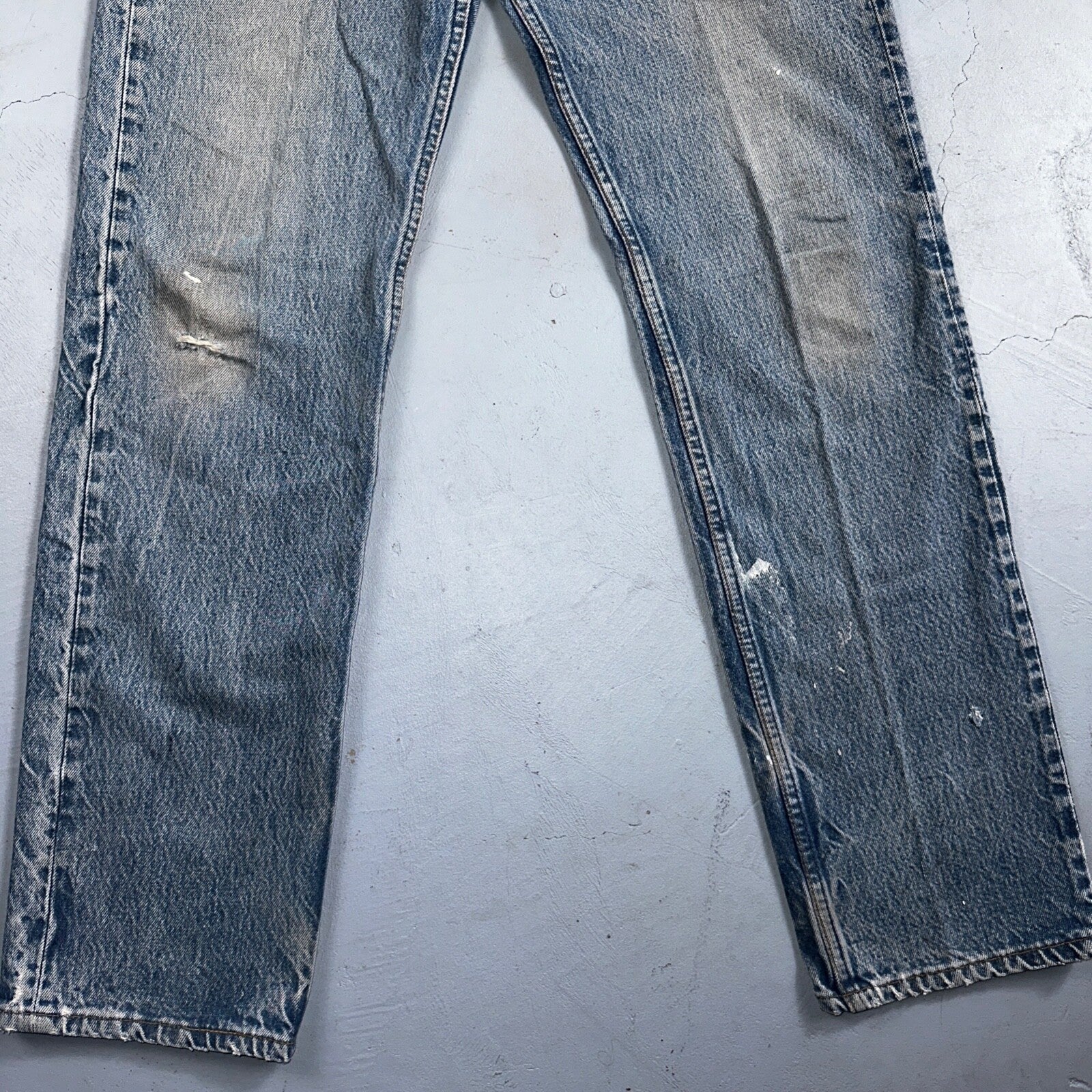 Levis 501 Vintage 90s USA XX Straight Leg Jeans 33x36 Light Wash Act 30x32