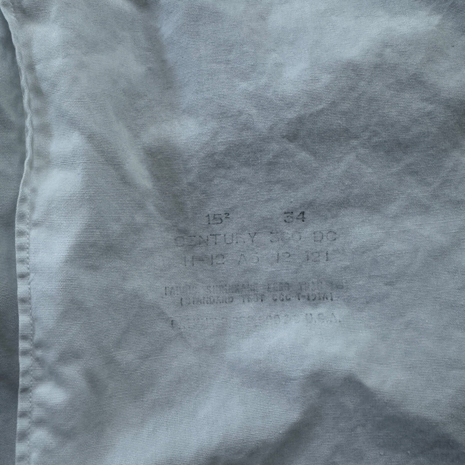 Vintage Van Heusen Century 300 Men's Button Up Dress Shirt Size 15 1960s 60s