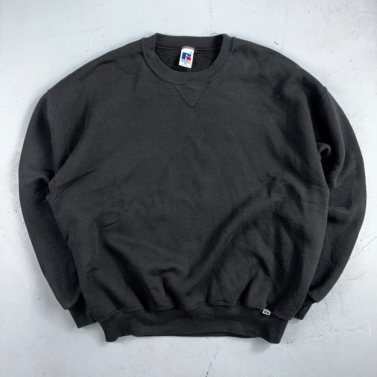 Russell Athletic 2XL Sweatshirt 90s VTG Crewneck Black Basic Blank Essential