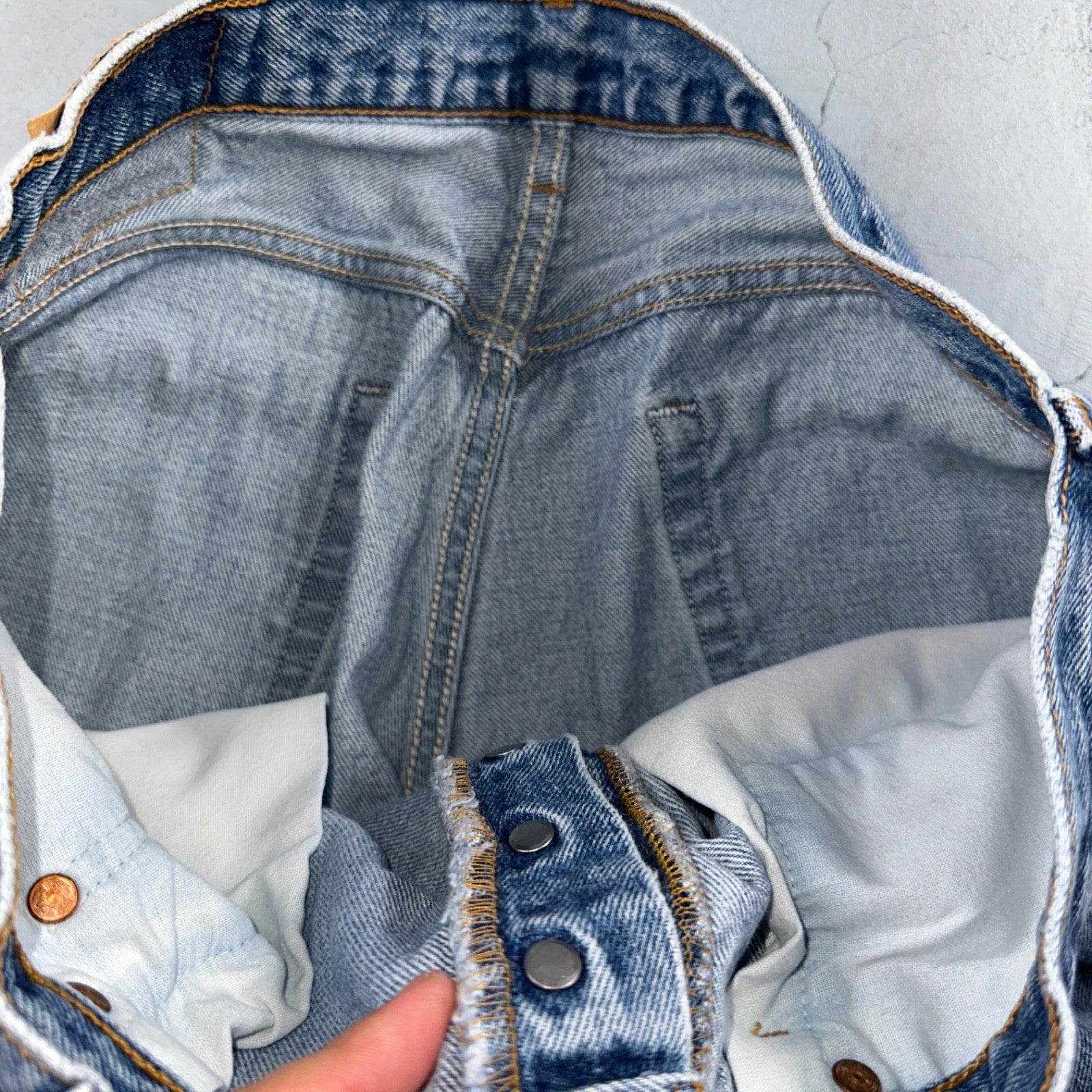 Levis 501 Vintage 90s USA XX Straight Leg Jeans Blue Light Wash 35x34 Act 33x31