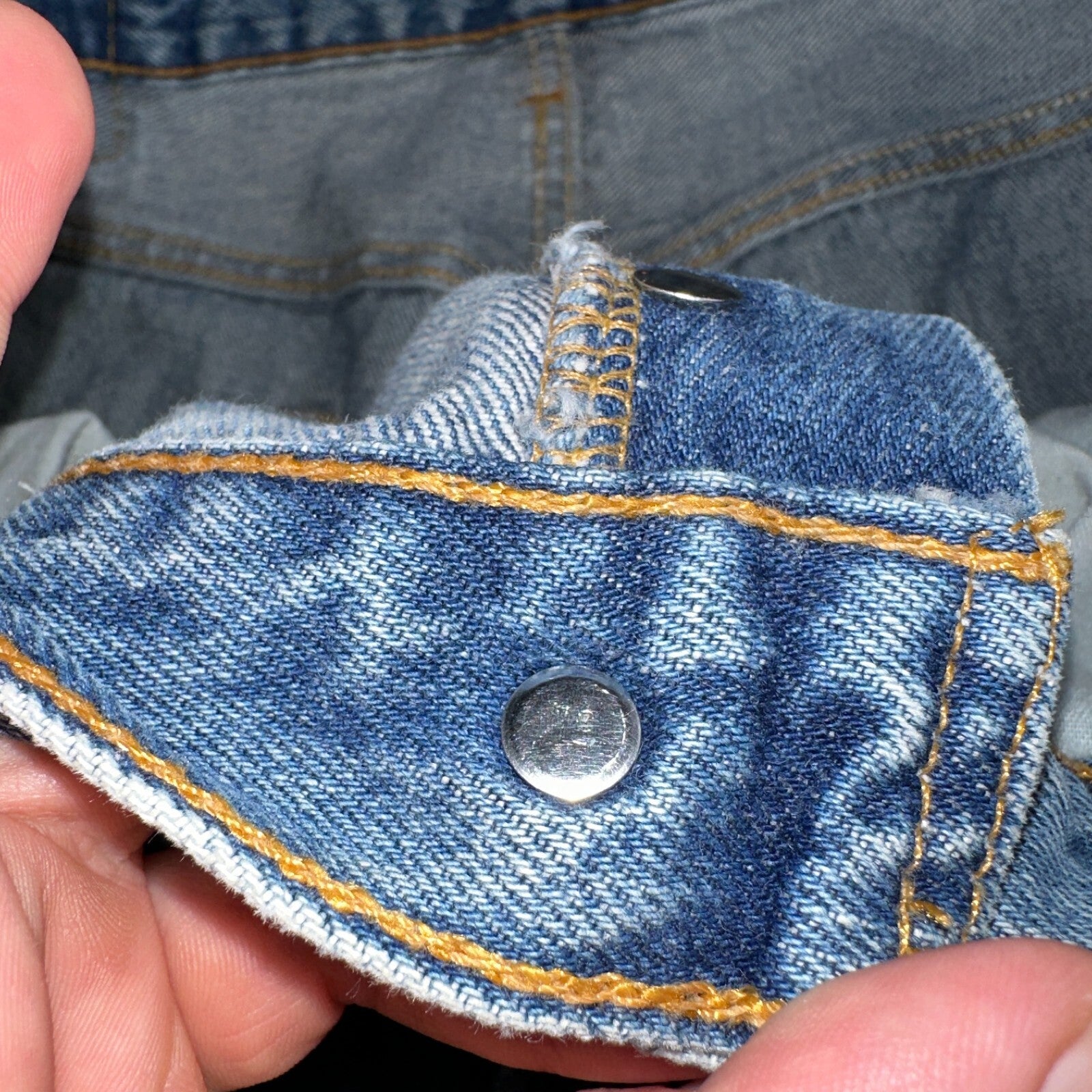 Levis 501 Vintage 90s USA XX Straight Leg Jeans Blue Med Wash 36x32 Act 34x30