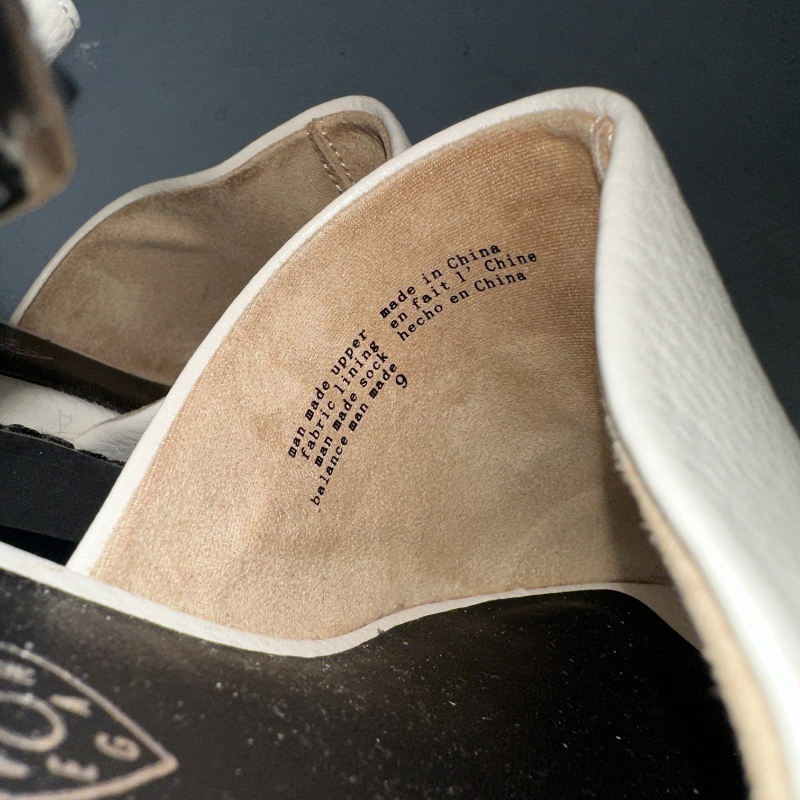 BC Born in California Size 9 Off White Vegan Leather Chunky Lug Sole Sandals