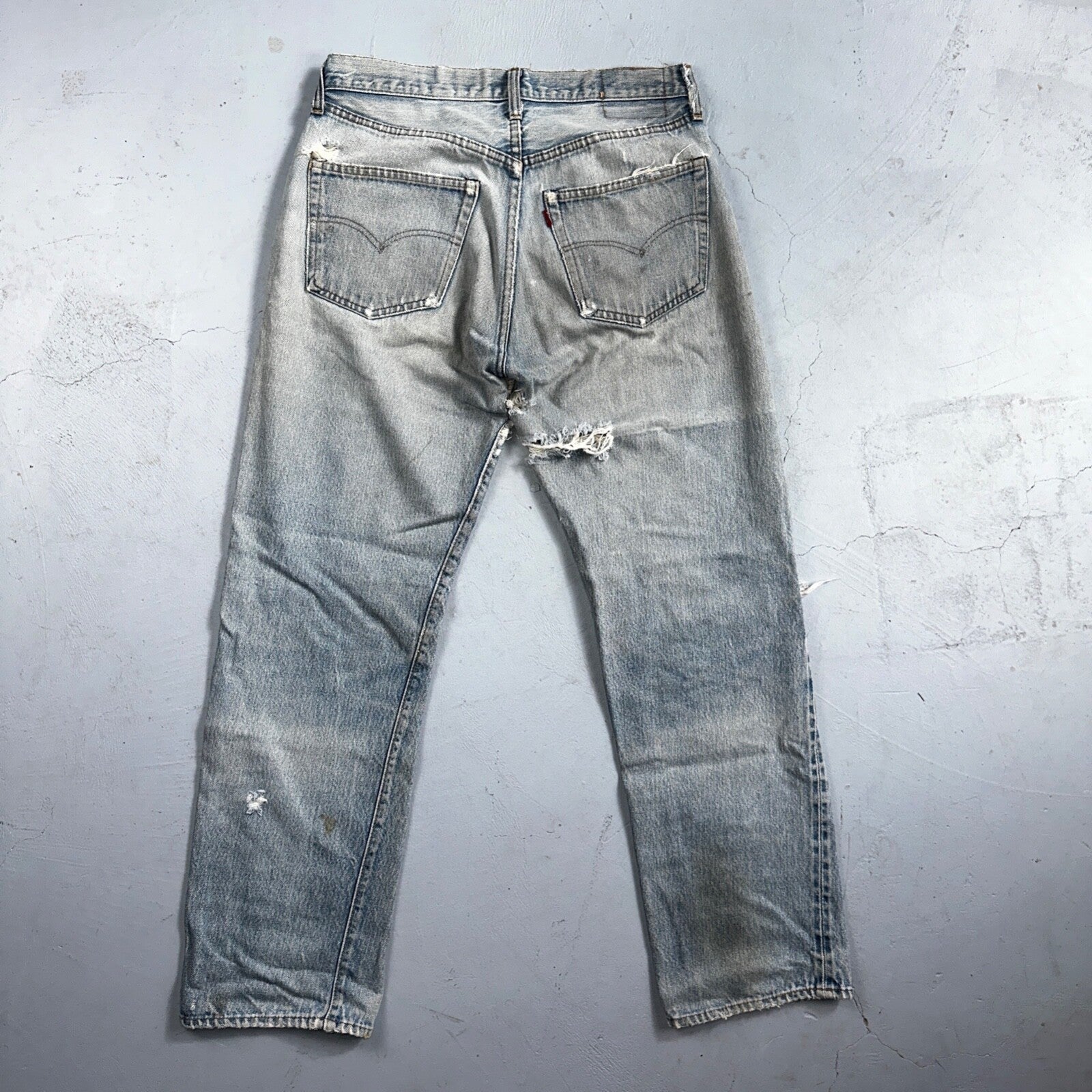 Levis 501 Vintage 80s Redline Selvedge USA XX Jeans Thrashed Light Act 31x29