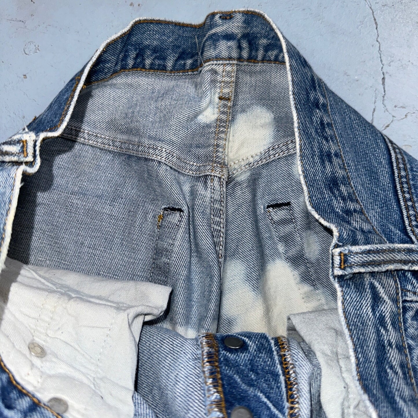 Levis 501 Vintage 80s Redline Selvedge USA XX Jeans Med Wash 35x36 Act 32x32